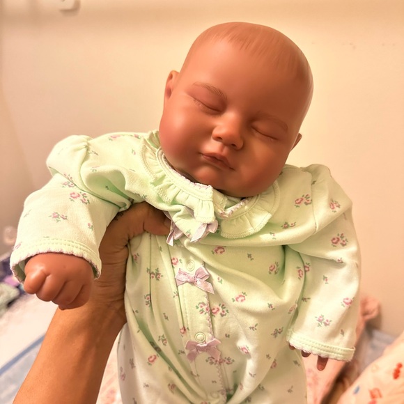 BABESIDE KIT Doll ( BRAND NEW, but weighted) - Picture 2 of 10